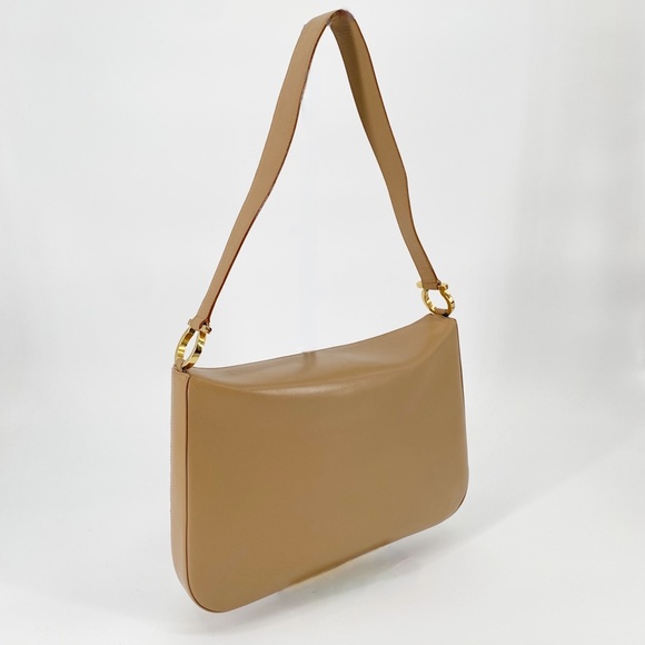 Salvatore Ferragamo Handbags - Salvatore Ferragamo Vintage Gancini Tan Leather Shoulder Bag Gold Emblem